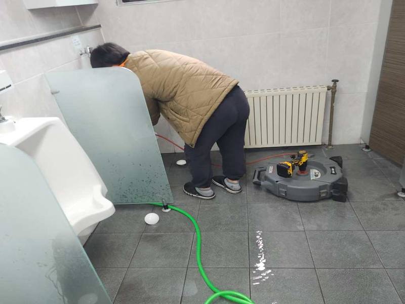 연수구 소변기막힘 작업사례 9